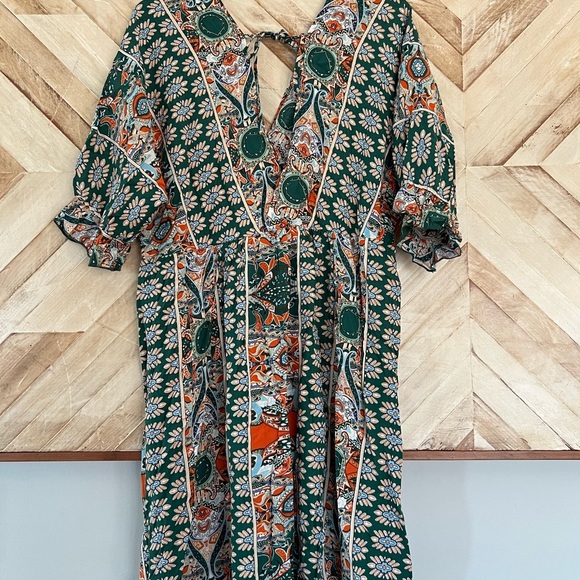 Floral Green Dress - Picture 3 of 5